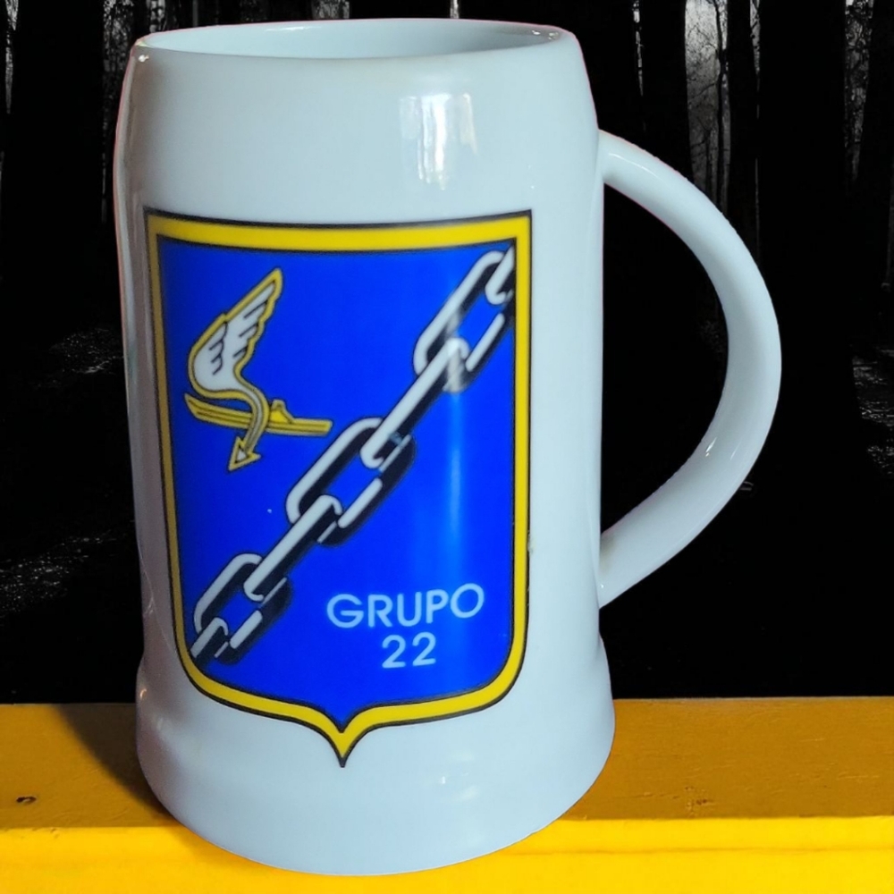 MILITARY CERAMIC JUG SpanishAIR FORCE. MALAGA AIR BASE CERAMICA CARTAGENA  20 Oz